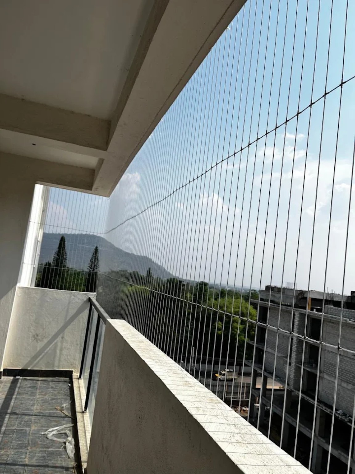 Installation & Finishing invisible grill service